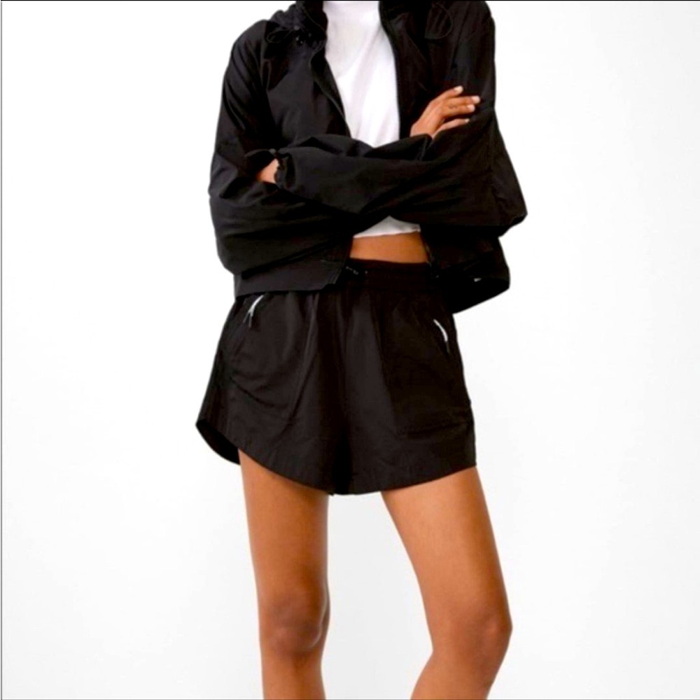 ZARA Paperbag Pull On Active Shorts Black Nylon
